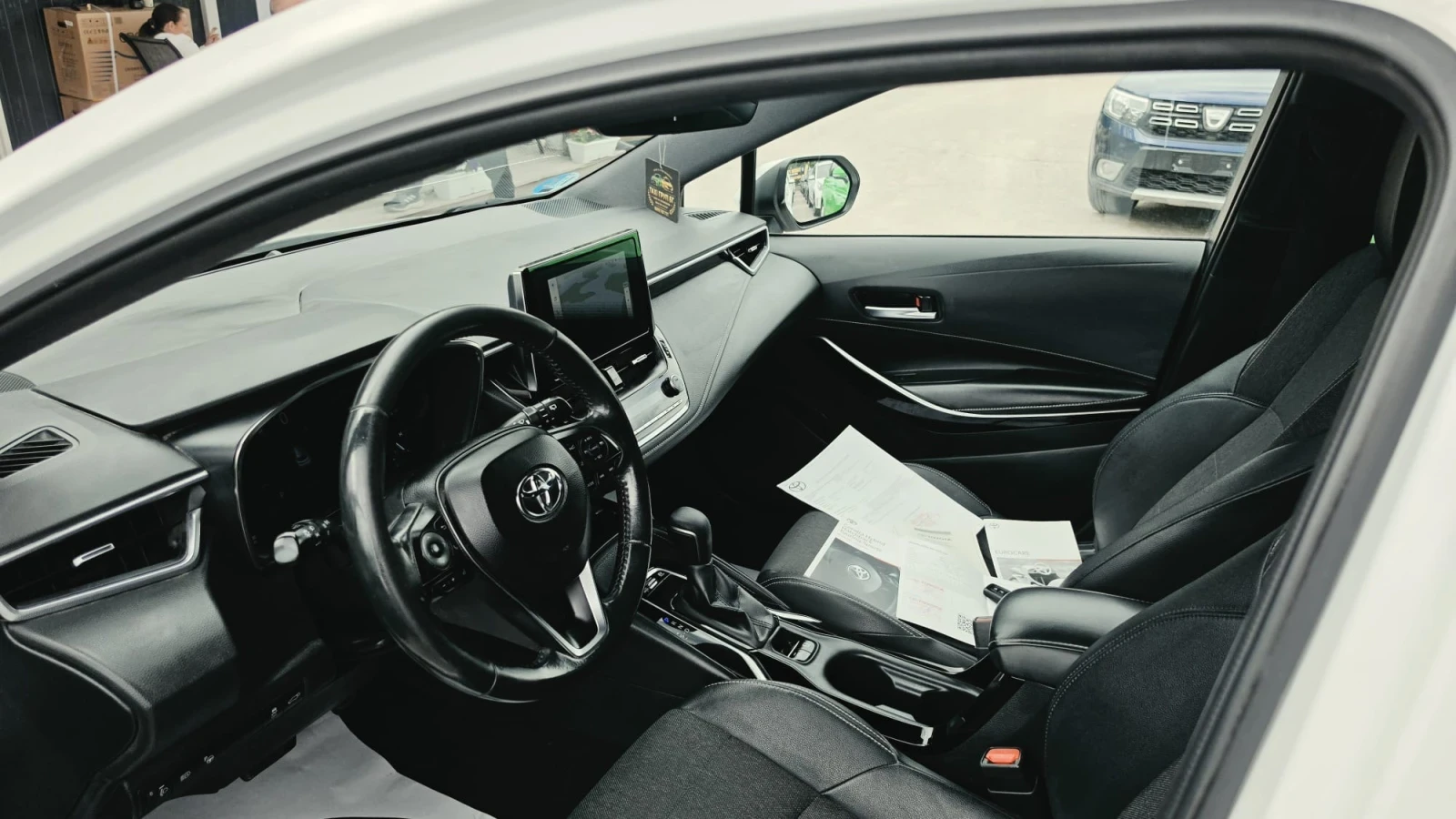 Toyota Corolla | Mobile.bg � ����������� 14