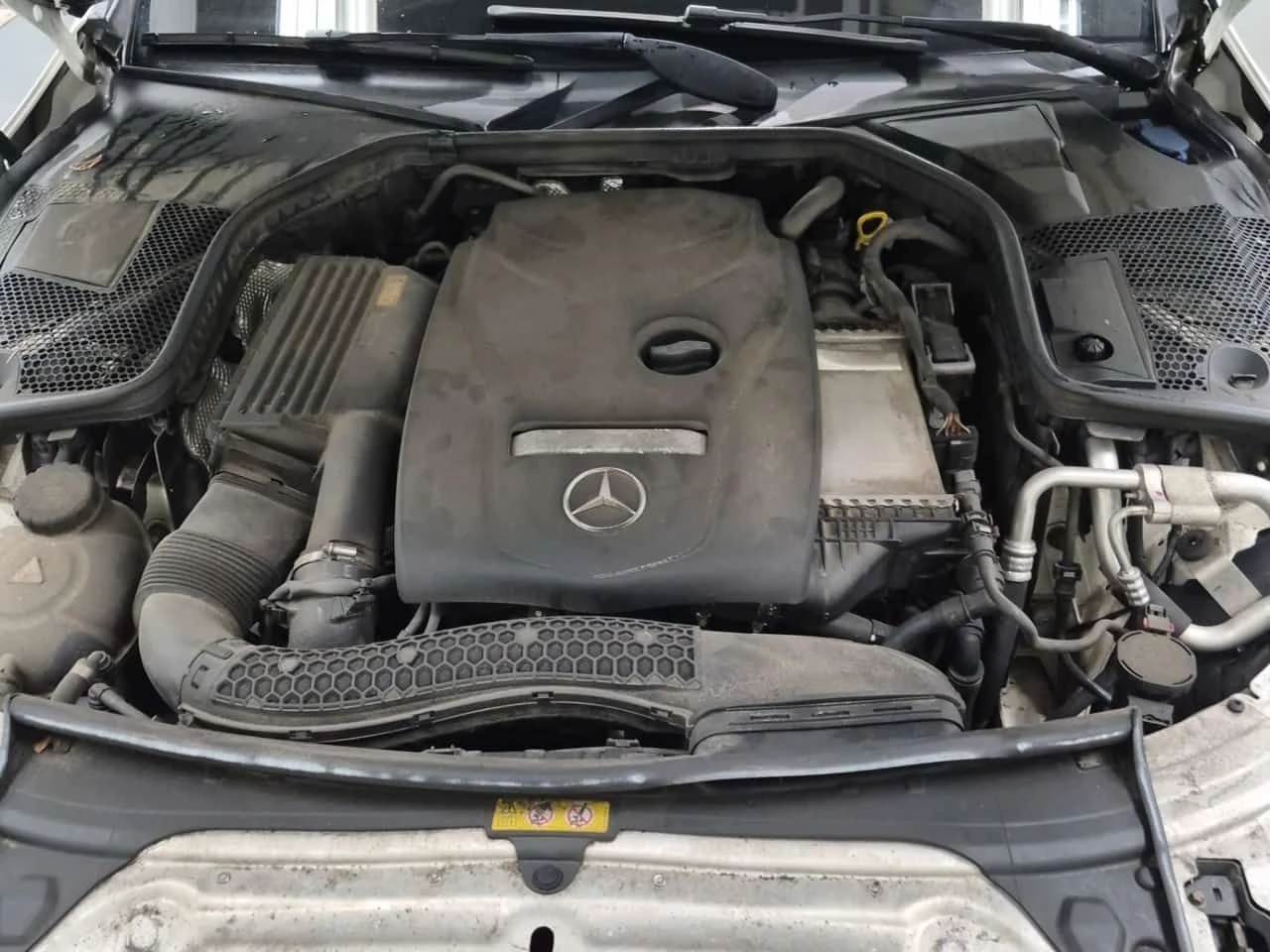 Mercedes-Benz C 300 * ПАНОРАМА* ПОДГРЕВ* КАМЕРА* , снимка 17 - Автомобили и джипове - 54817019