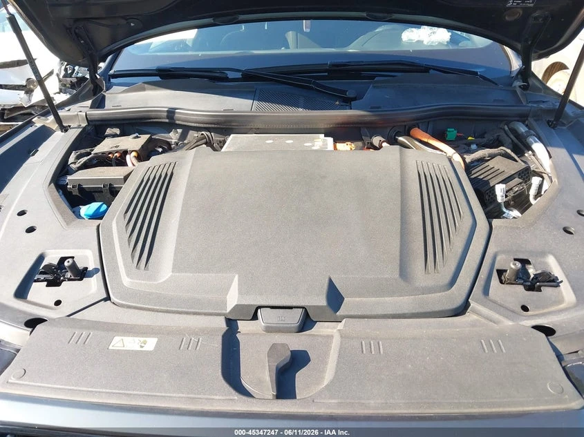 Audi E-Tron Premium Plus Quattro, снимка 10 - Автомобили и джипове - 55241088