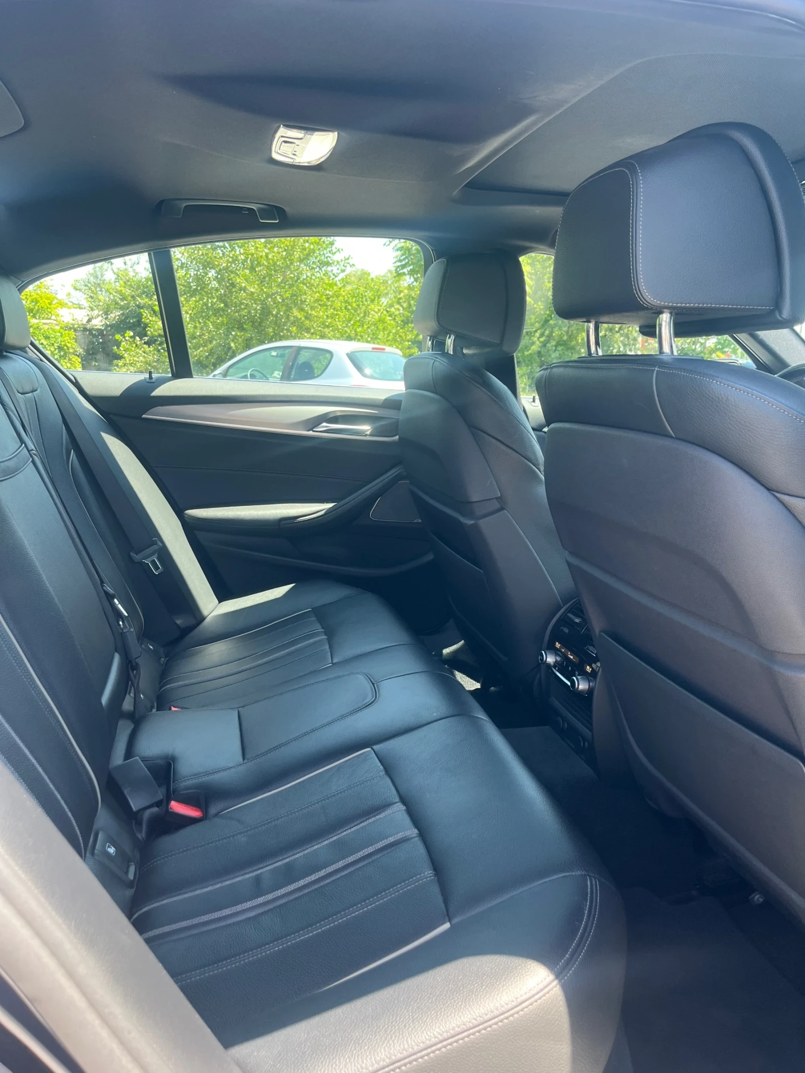 BMW 540 XDrive, снимка 14 - Автомобили и джипове - 55362097