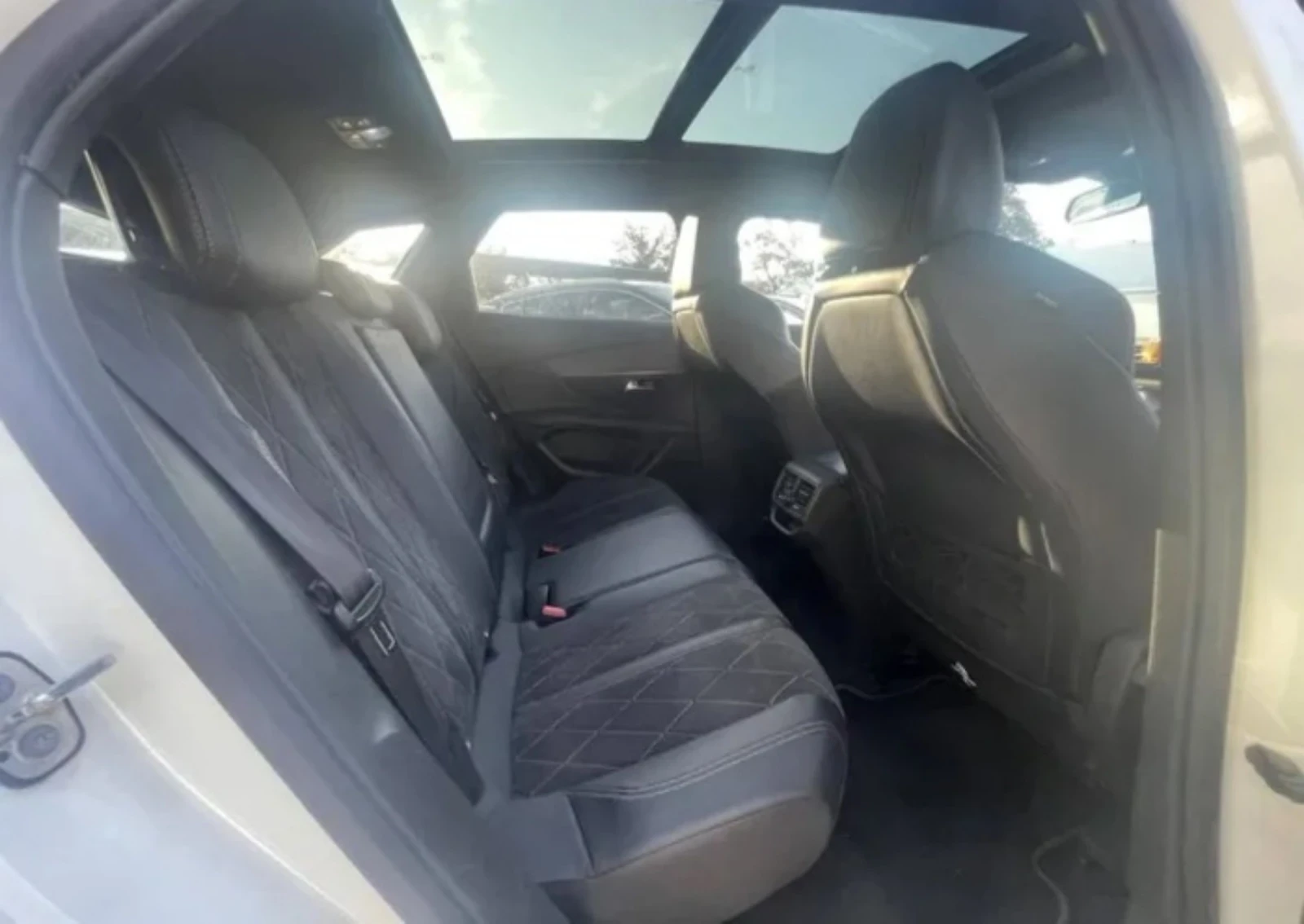 Peugeot 3008 2.0GT BLUEHDI 181 EAT6 | Mobile.bg � ����������� 9