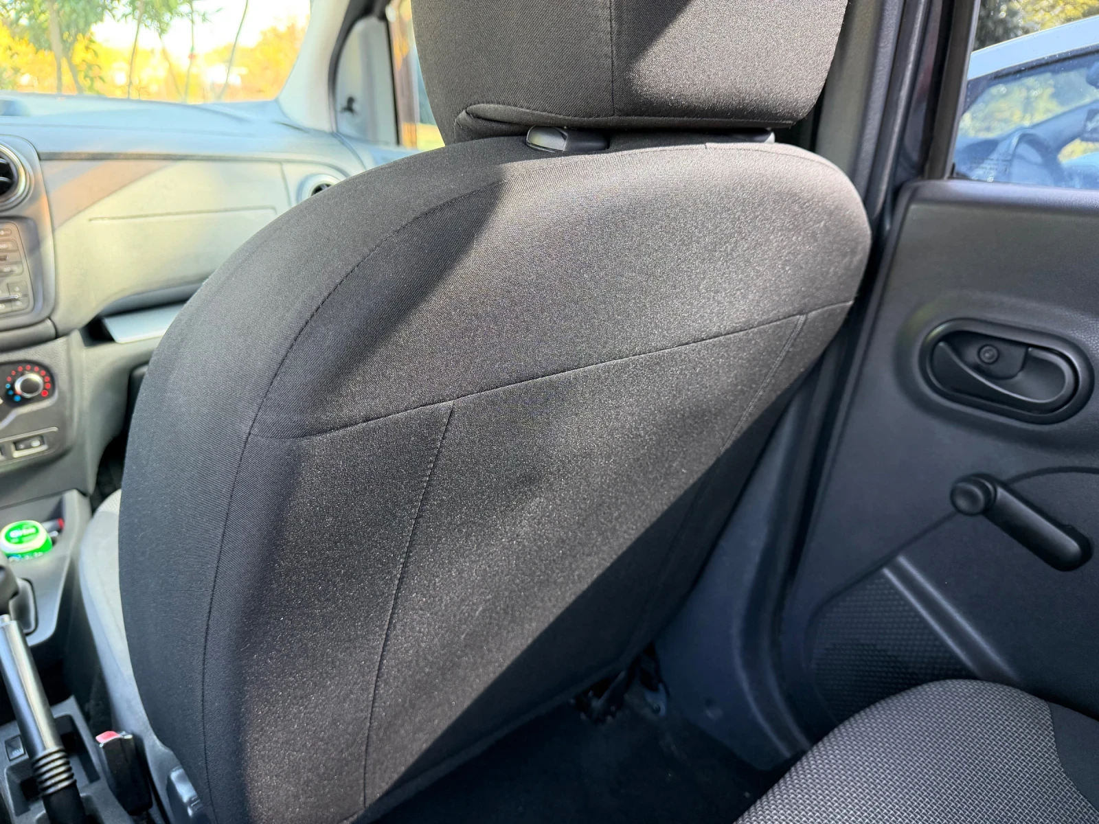 Dacia Lodgy 1.6 газ/бензин, снимка 13 - Автомобили и джипове - 56698270