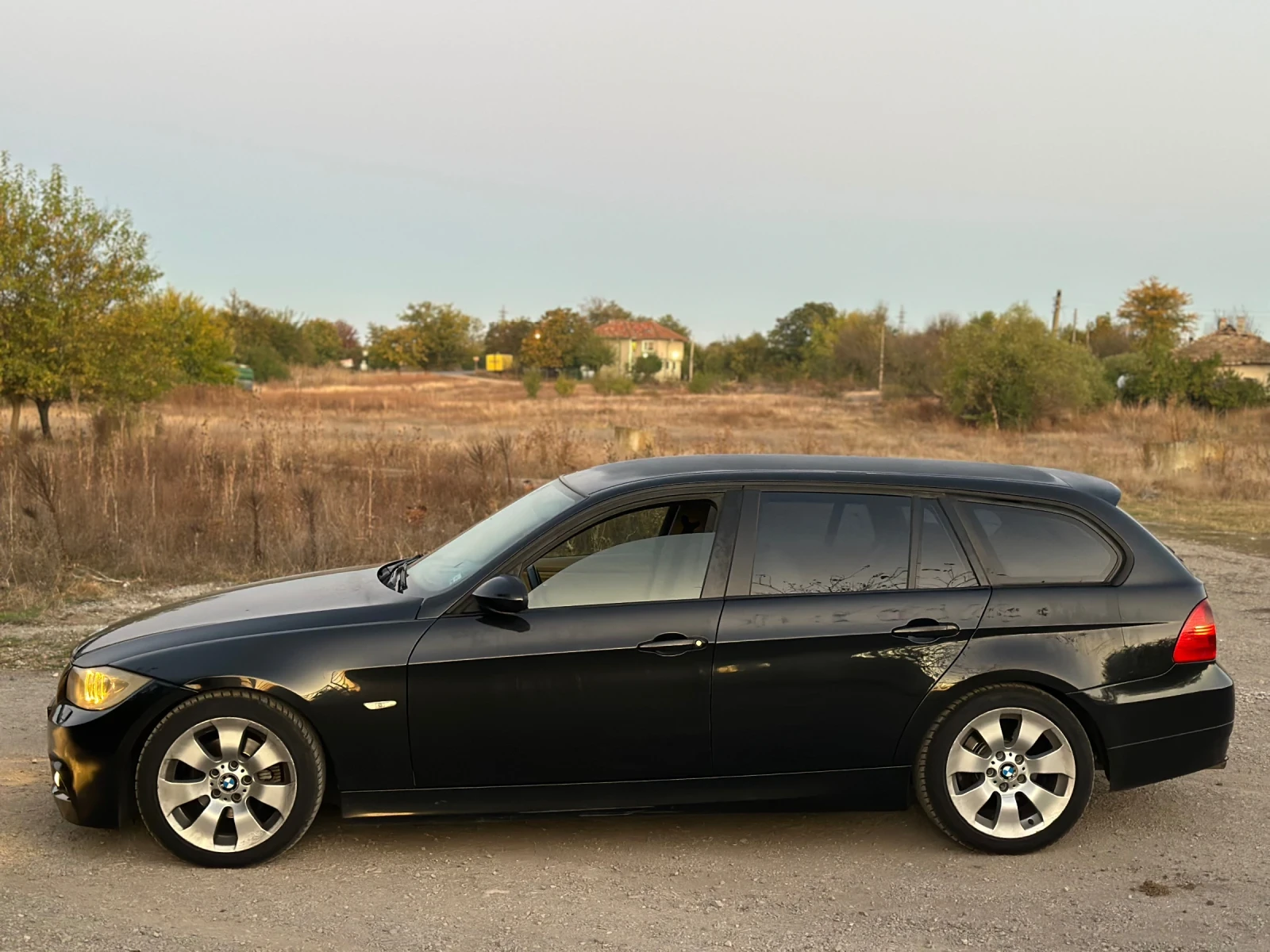 BMW 320 320D, снимка 5 - Автомобили и джипове - 56213656