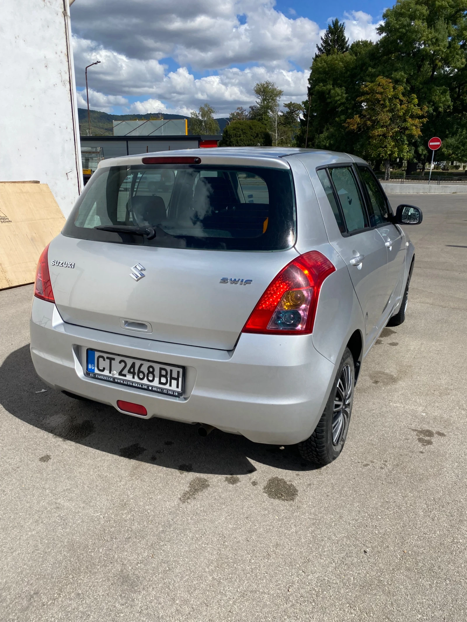 Suzuki Swift, снимка 3 - Автомобили и джипове - 56264443