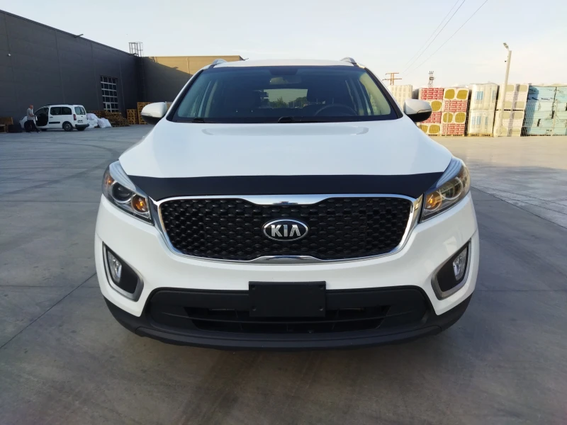 Kia Sorento 2.4 AWD, снимка 1 - Автомобили и джипове - 47616031