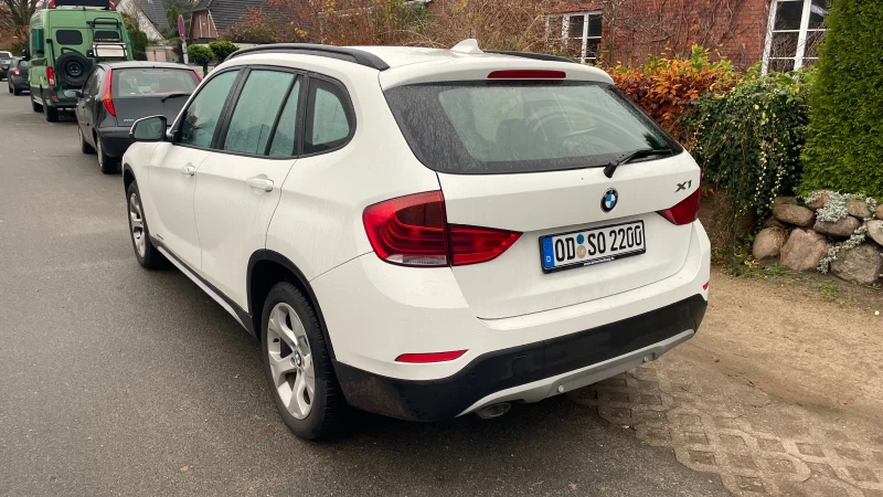 BMW X1 2.0D\NAVI\КОЖА\ПОДГРЕВ\BI XENON\FACELIFT\, снимка 3 - Автомобили и джипове - 48141984