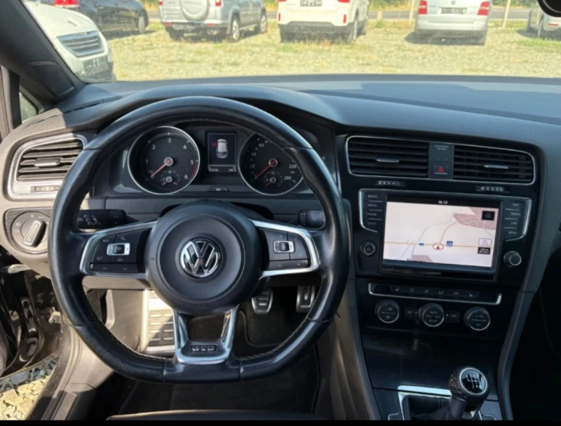 VW Golf, снимка 10 - Автомобили и джипове - 50137933