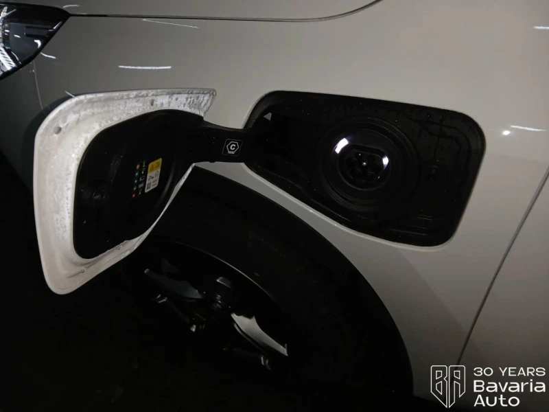 BMW X1 30e xDrive Steptronic, снимка 10 - Автомобили и джипове - 52775484