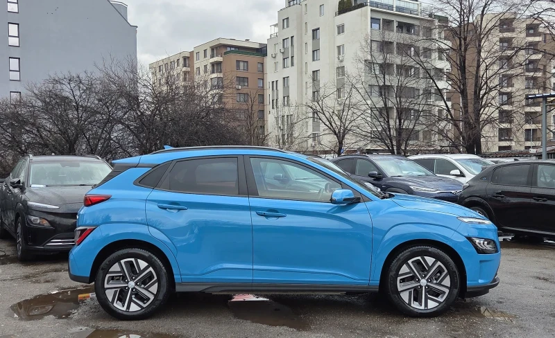 Hyundai Kona 64KWh/2023/24000KM, снимка 2 - Автомобили и джипове - 53389917