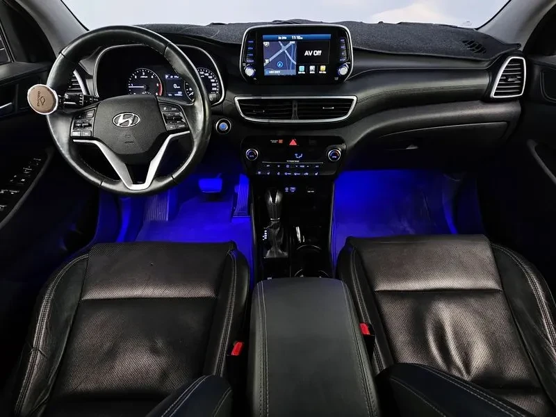 Hyundai Tucson 2.0 CRDi, снимка 7 - Автомобили и джипове - 54258421