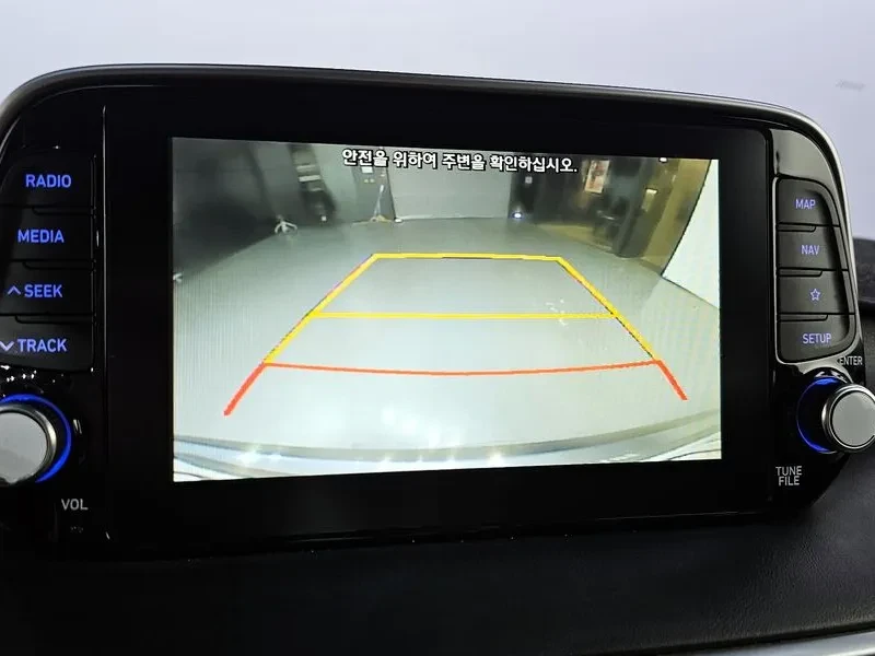 Hyundai Tucson 2.0 CRDi, снимка 17 - Автомобили и джипове - 54258421