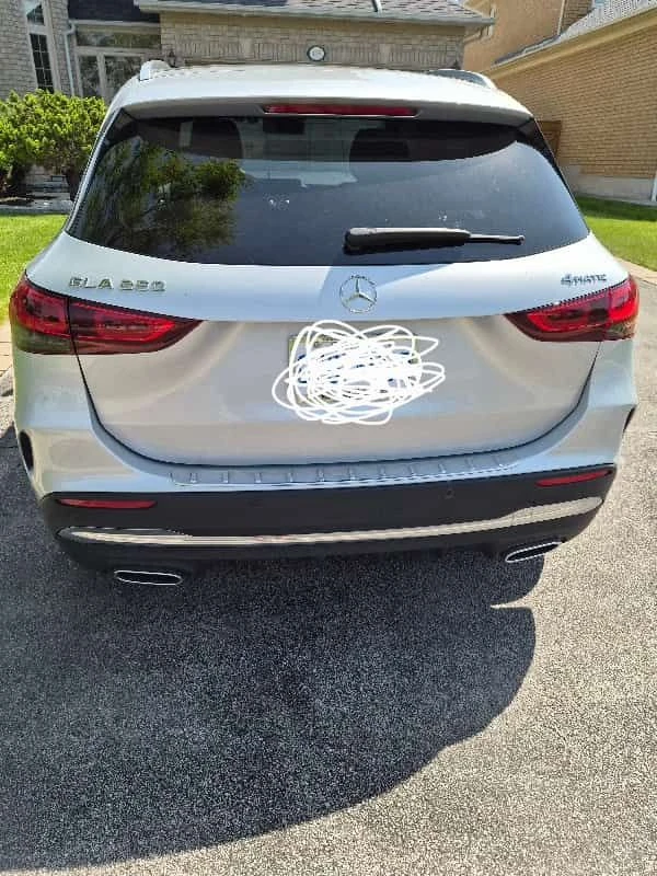 Mercedes-Benz GLA * 250 * CARFAX * БЕЗ ПЪРВОНАЧАЛНА ВНОСКА, снимка 4 - Автомобили и джипове - 54841800