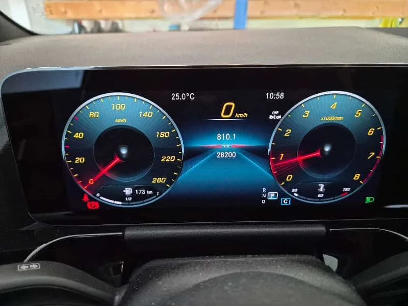Mercedes-Benz GLA * 250 * CARFAX * БЕЗ ПЪРВОНАЧАЛНА ВНОСКА, снимка 9 - Автомобили и джипове - 54841800