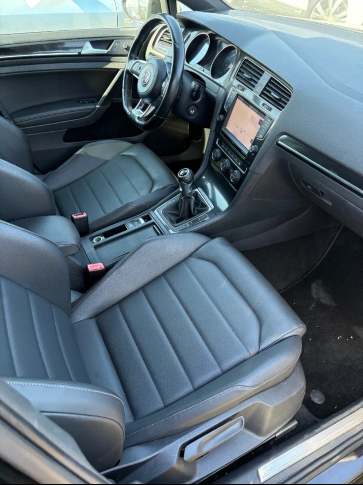 VW Golf | Mobile.bg   11