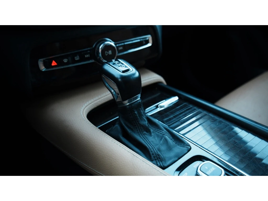 Volvo Xc90 * T6 Momentum * CARFAX * ���� �� �� | Mobile.bg � ����������� 10