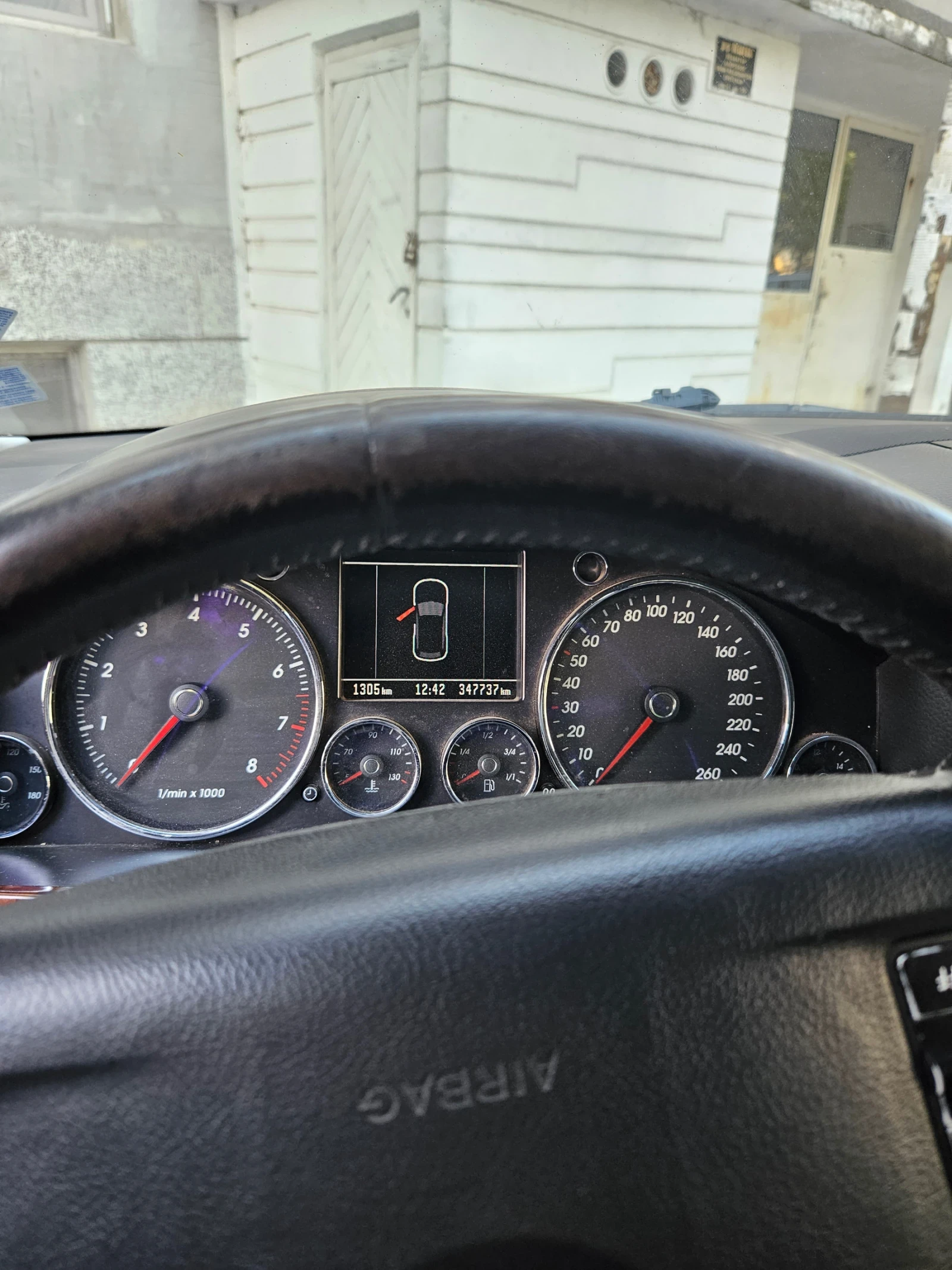 VW Touareg 3.2, снимка 3 - Автомобили и джипове - 53924343