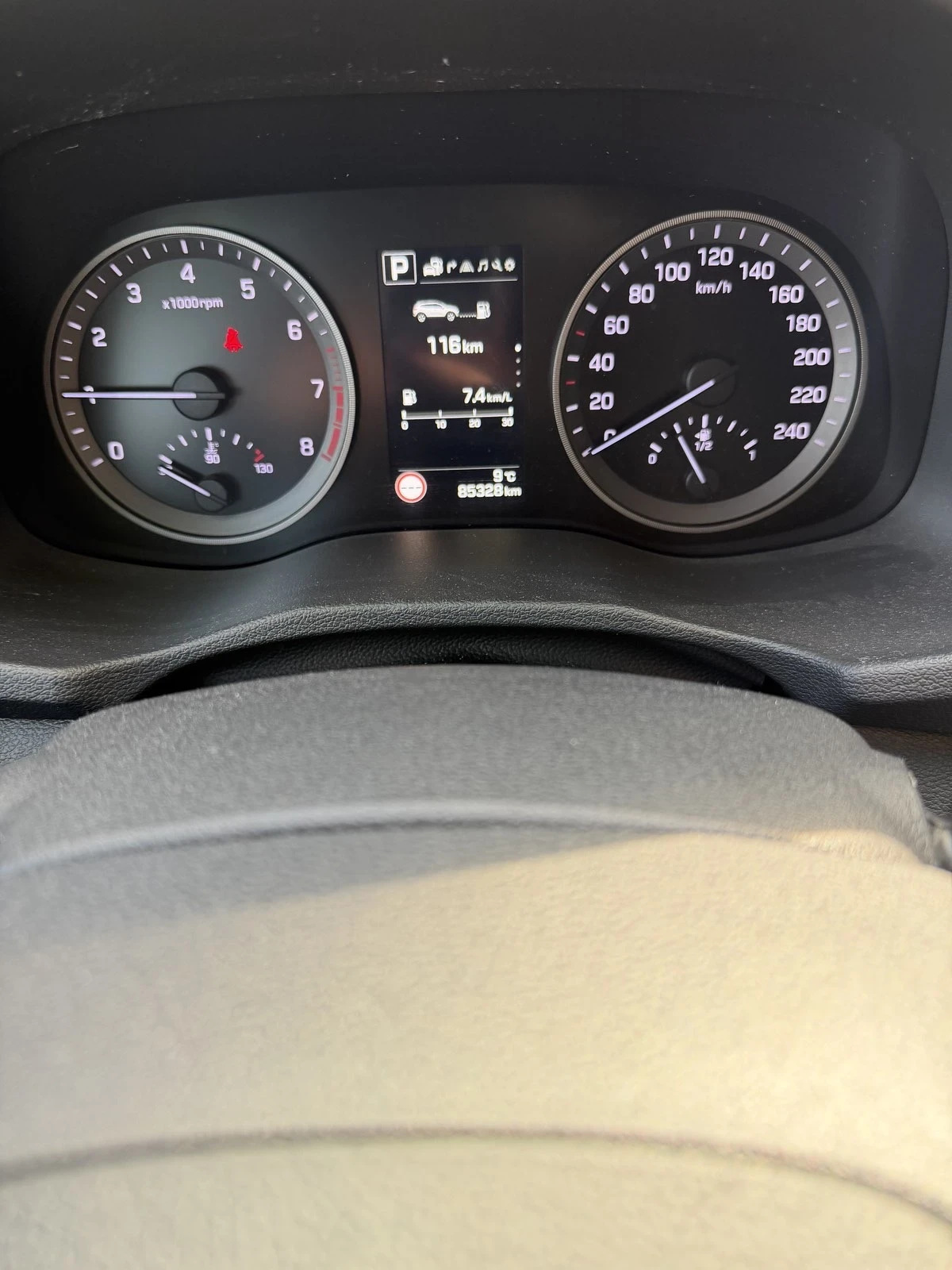 Hyundai Tucson, снимка 3 - Автомобили и джипове - 54322757