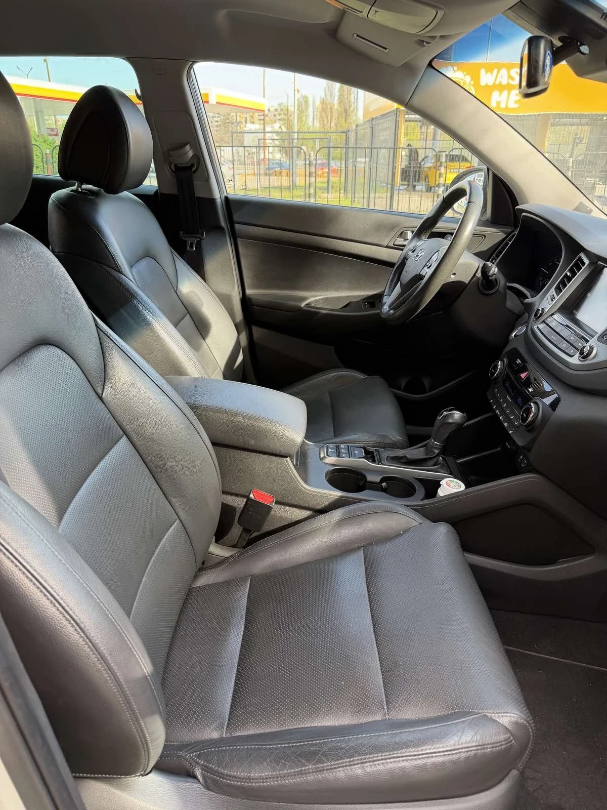 Hyundai Tucson, снимка 6 - Автомобили и джипове - 54322757