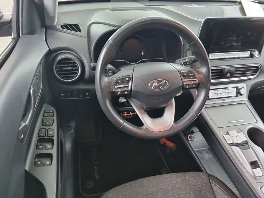 Hyundai Kona 64квч, BLUELINK, снимка 6 - Автомобили и джипове - 54394362