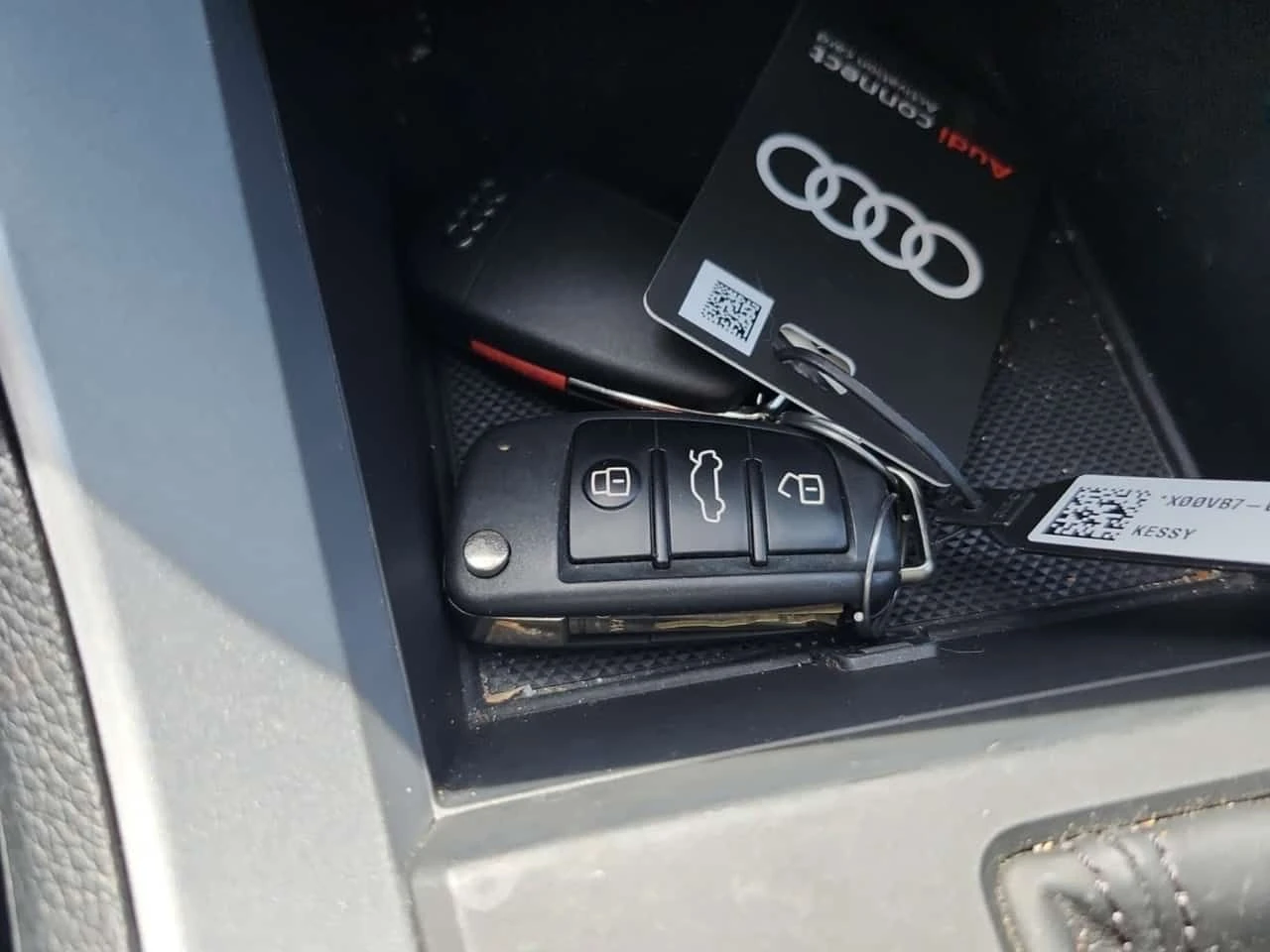 Audi Q3 PANORAMA| 2 КЛЮЧА| 2 ЧИФТА ГУМИ| , снимка 17 - Автомобили и джипове - 54607202