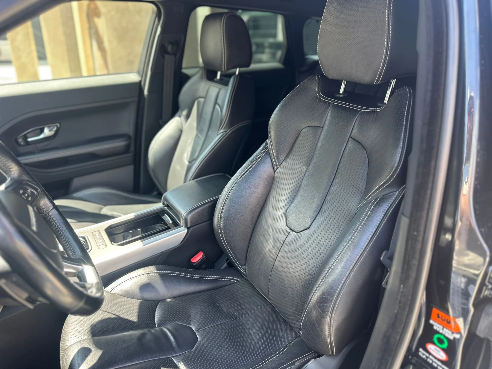 Land Rover Evoque, снимка 10 - Автомобили и джипове - 54760296