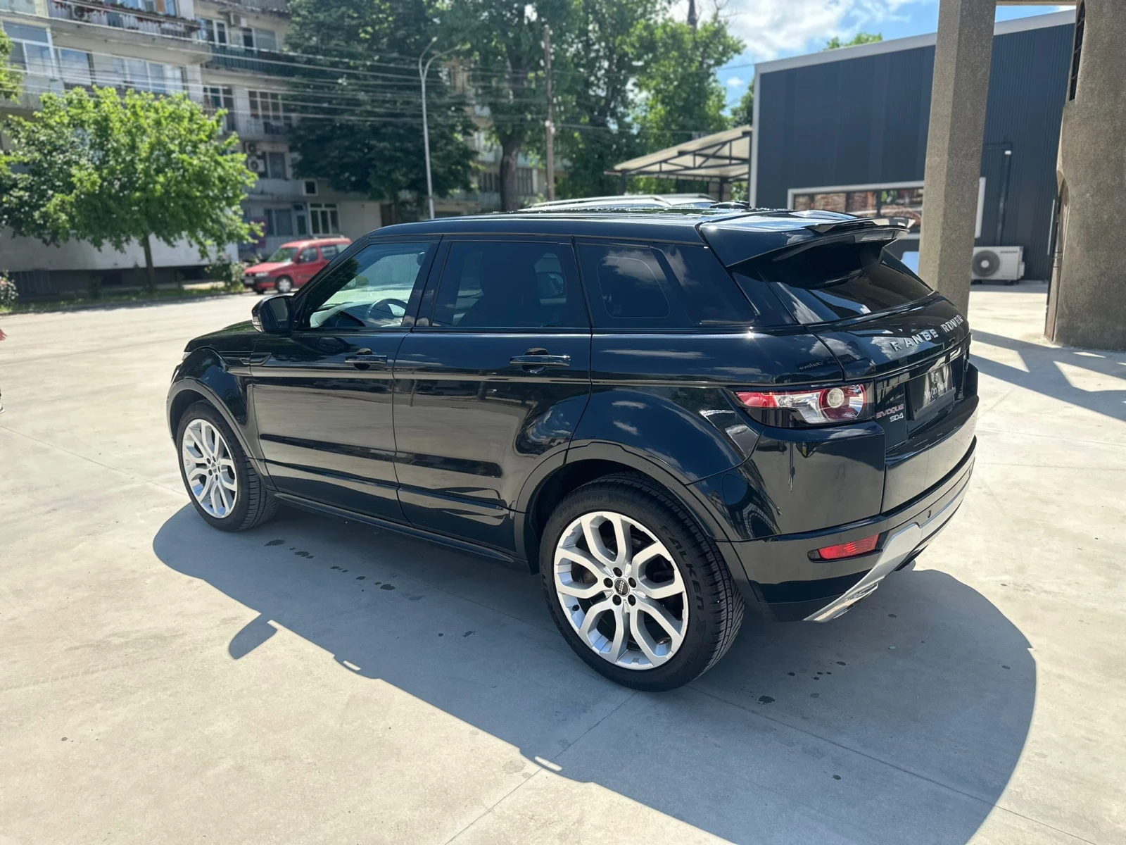 Land Rover Evoque, снимка 3 - Автомобили и джипове - 54760296