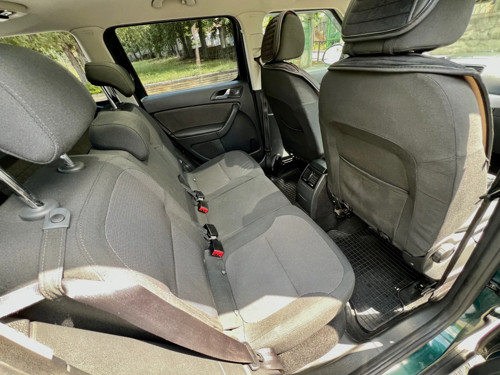 Skoda Yeti 1.2 tsi, снимка 10 - Автомобили и джипове - 54766270