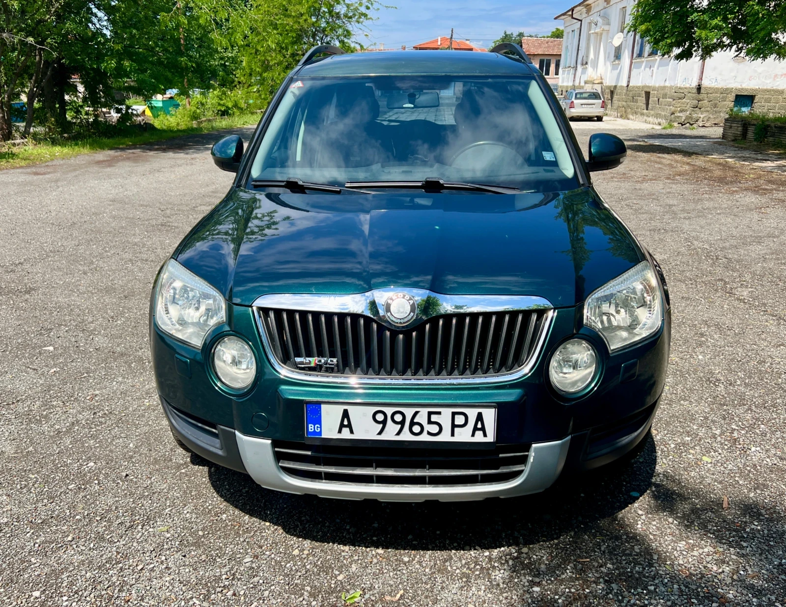 Skoda Yeti 1.2 tsi, снимка 3 - Автомобили и джипове - 54766270