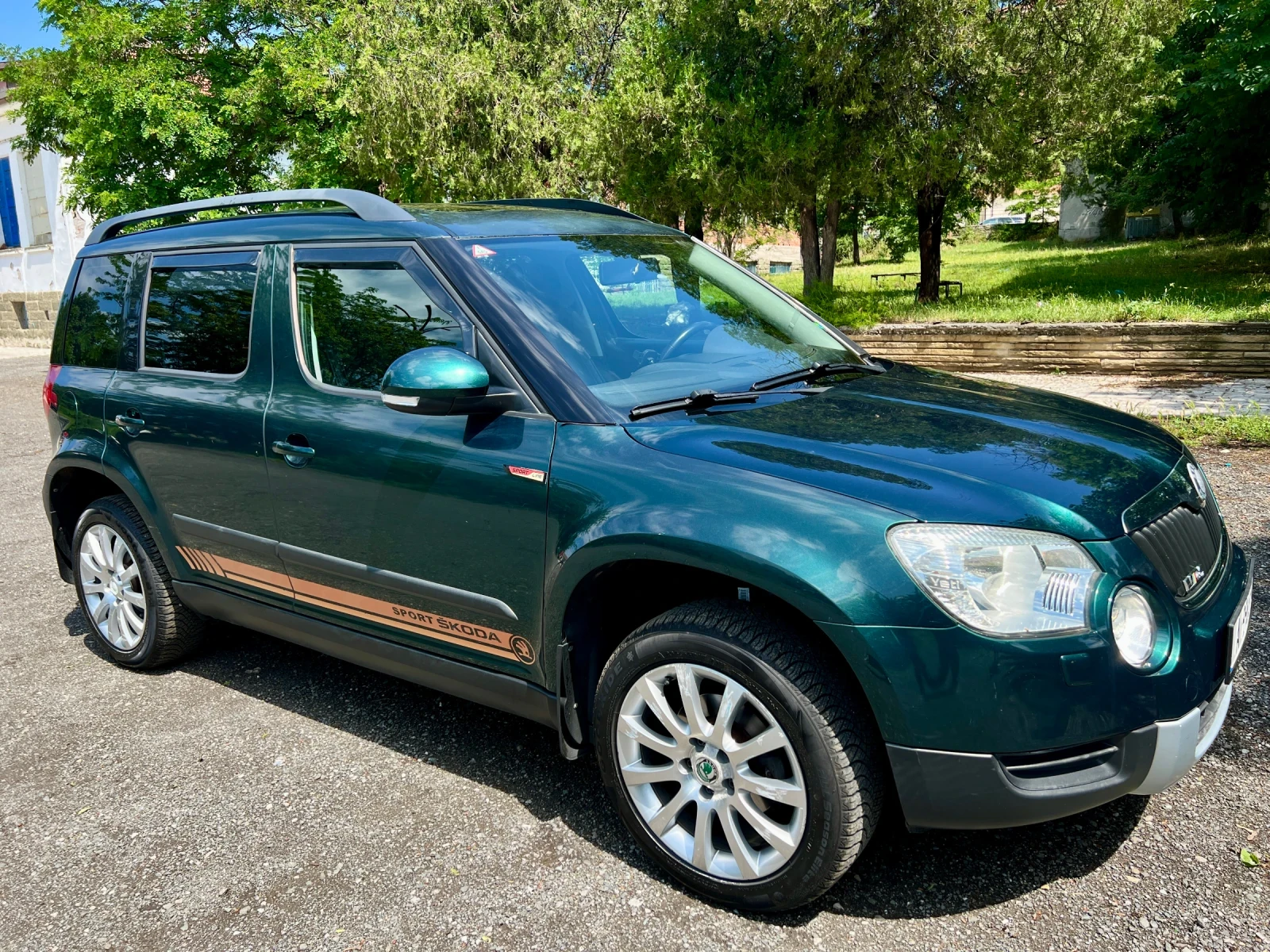 Skoda Yeti 1.2 tsi, снимка 2 - Автомобили и джипове - 54766270