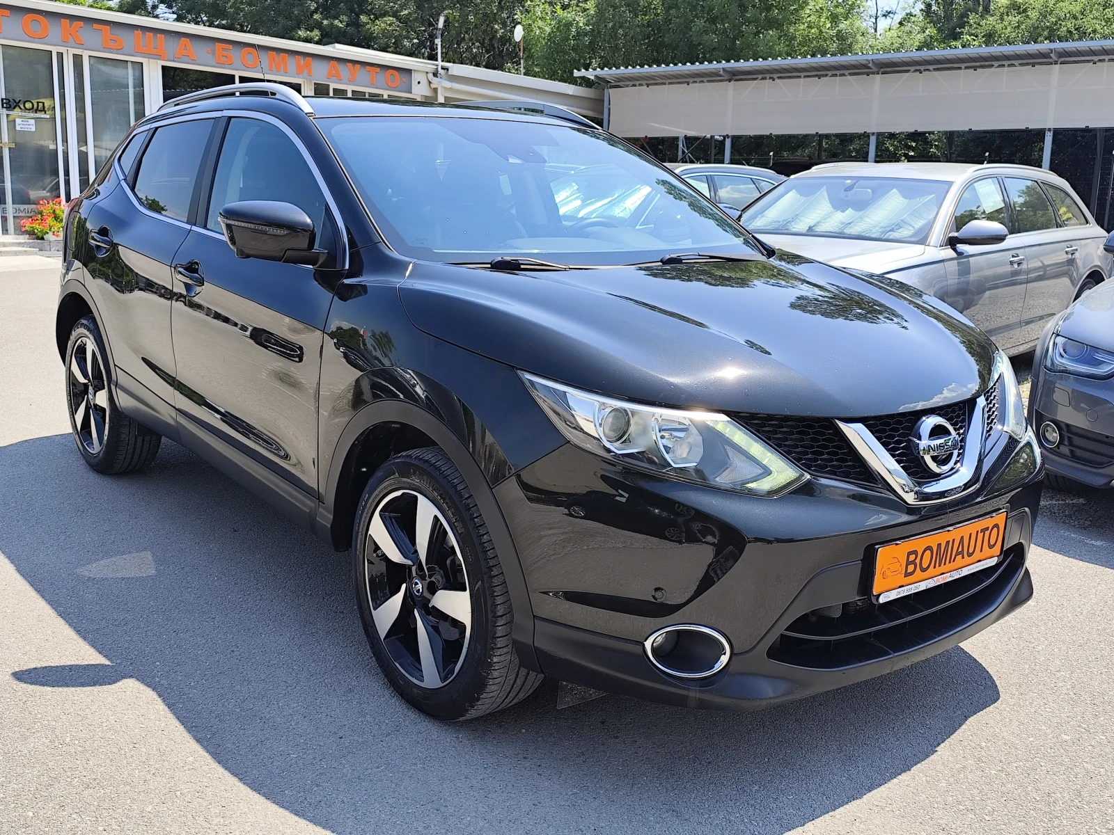 Nissan Qashqai 1.6DCi* TEKNA* EURO6B* ПАНОРАМА* АВТОМАТИК* LED* , снимка 2 - Автомобили и джипове - 54865218