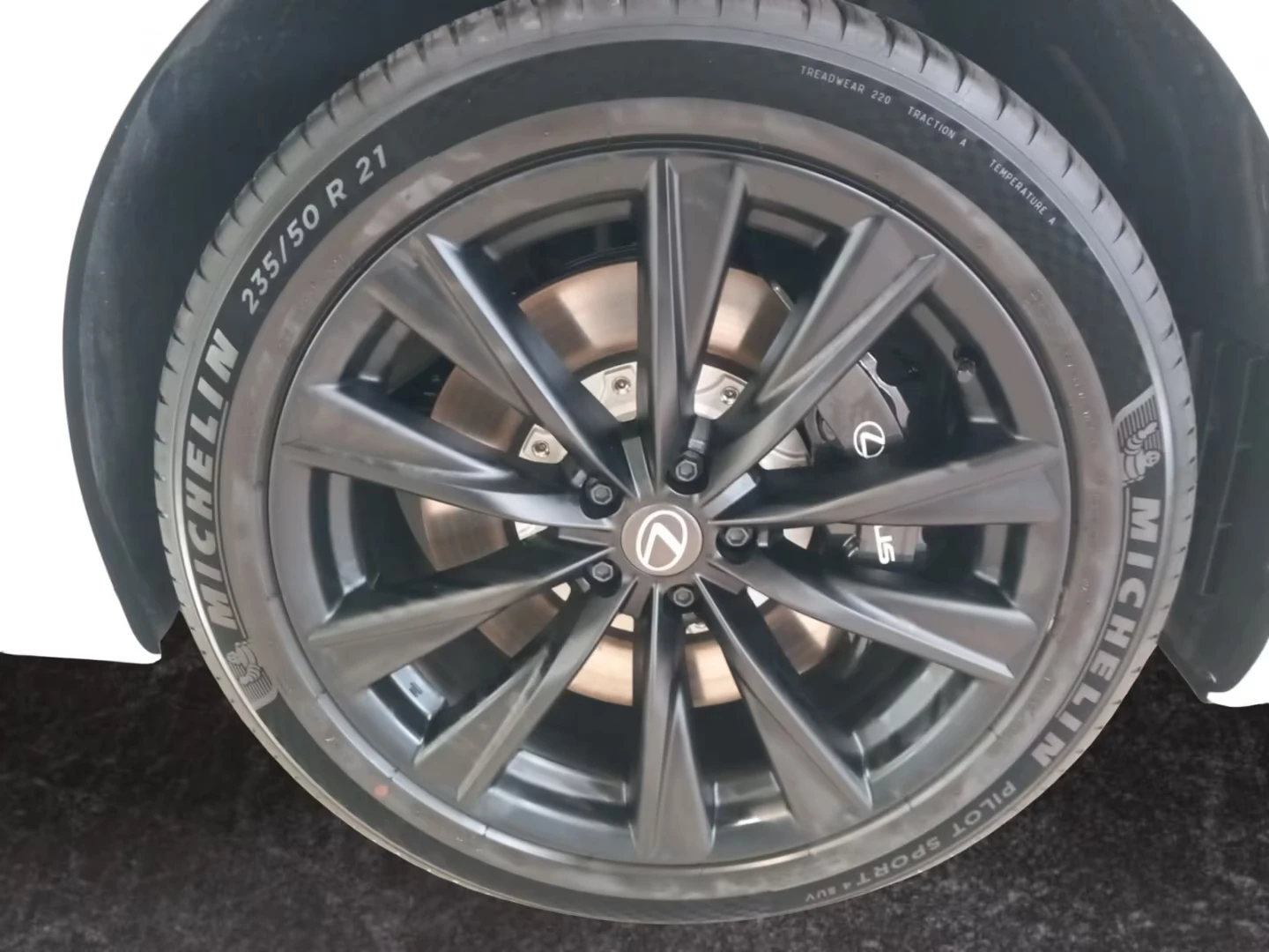 Lexus RX 500h F-SPORT/371HP/4X4/KLESS/360/NAVI/261h, снимка 4 - Автомобили и джипове - 54973666