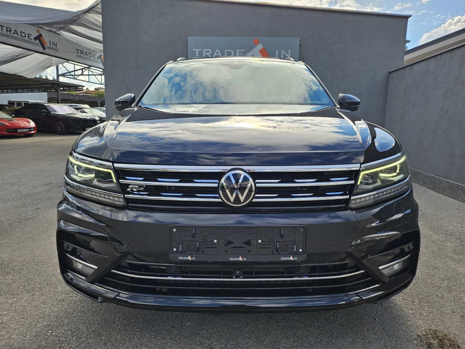VW Tiguan 2.0 TSI 4MOTION DSG, снимка 2 - Автомобили и джипове - 55233899