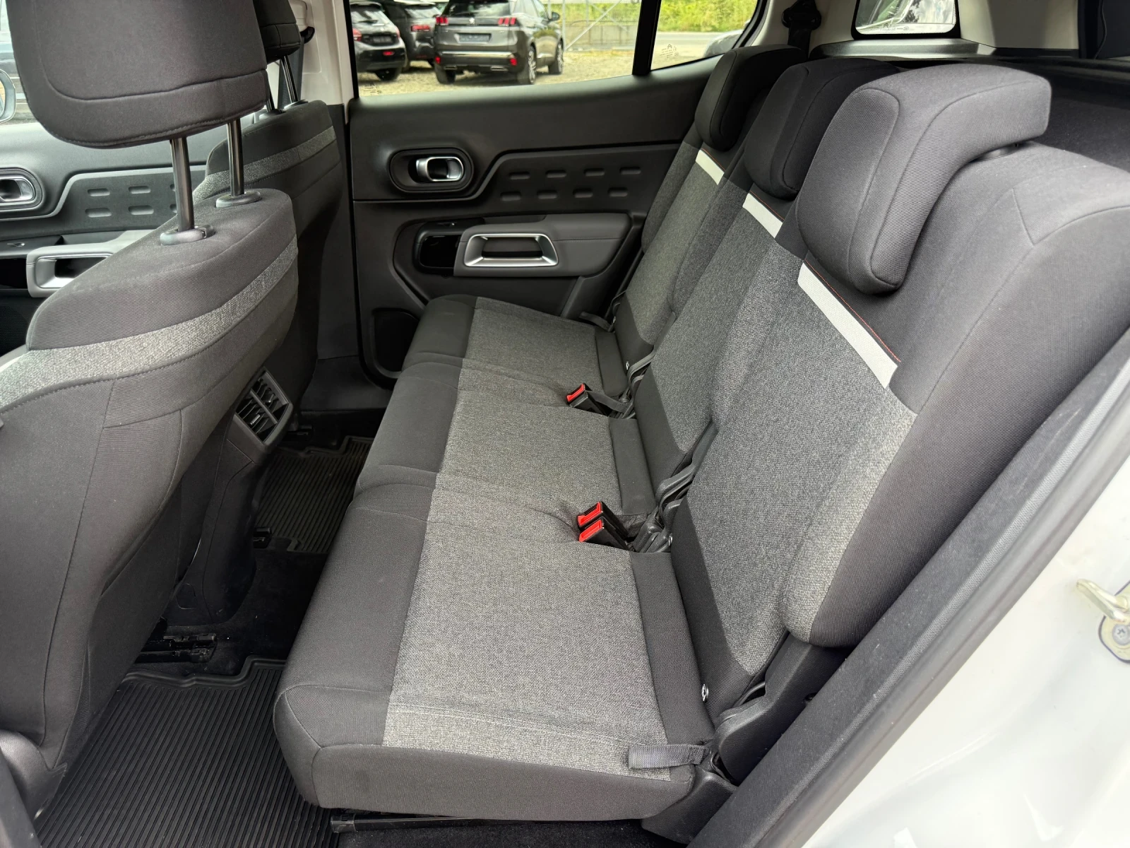 Citroen C5 Aircross, снимка 13 - Автомобили и джипове - 55656704