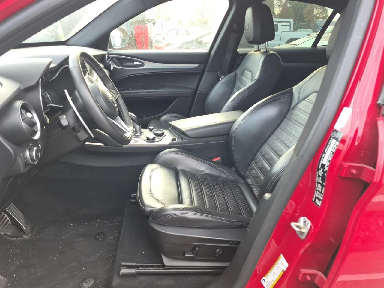 Alfa Romeo Stelvio TI SPORT, снимка 7 - Автомобили и джипове - 55941725