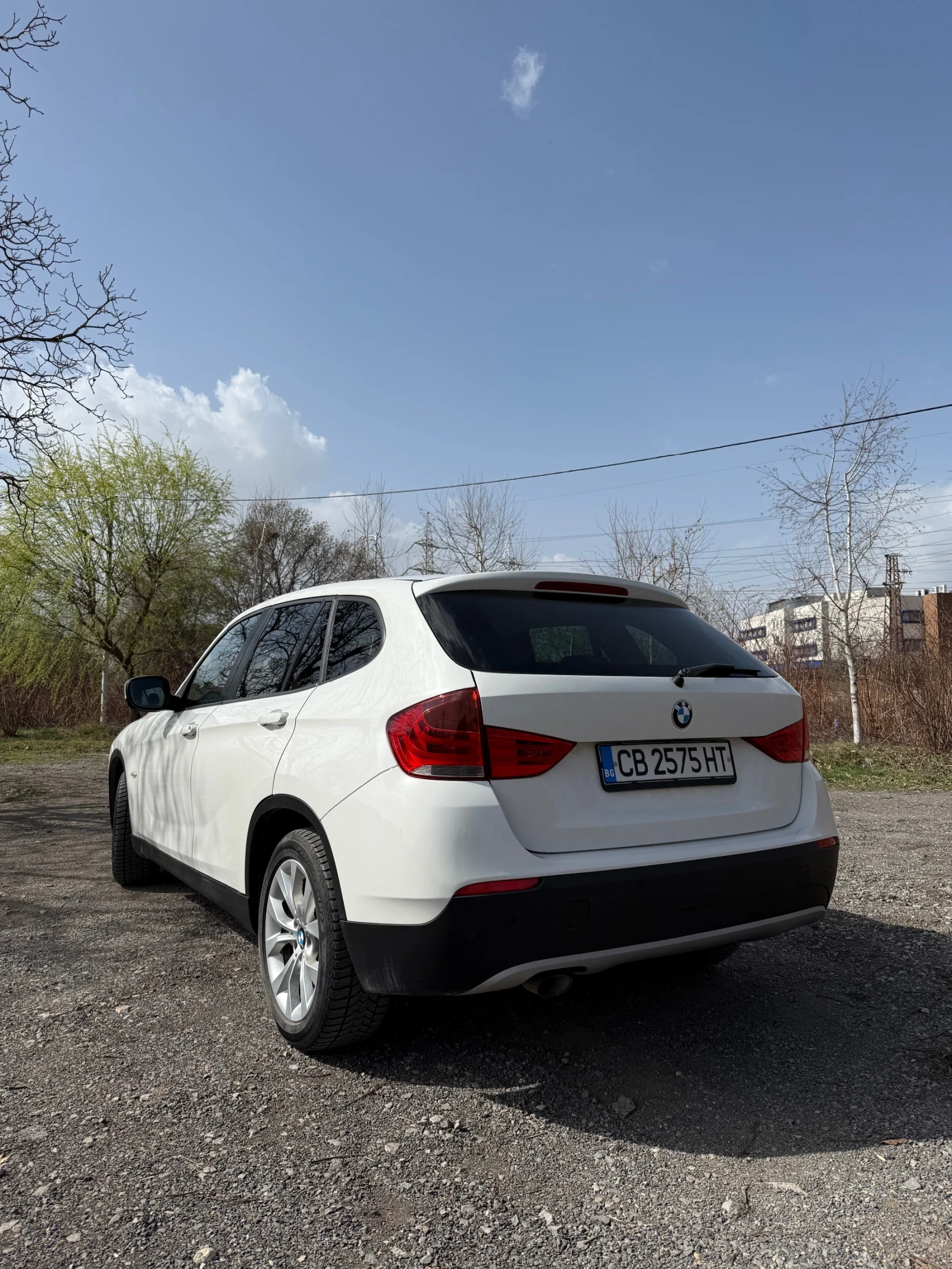 BMW X1, снимка 4 - Автомобили и джипове - 56087728