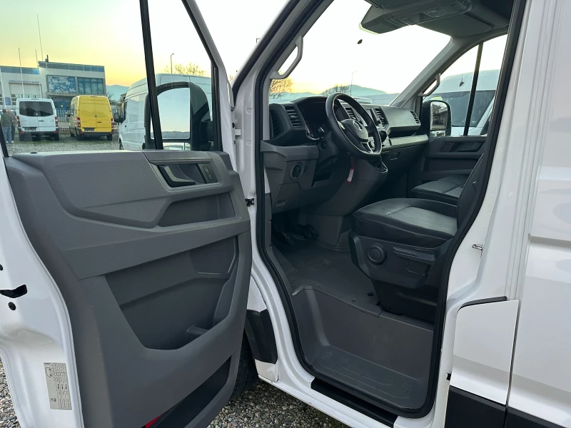 VW Crafter klimatronik/navi/full, снимка 7 - Бусове и автобуси - 52752281