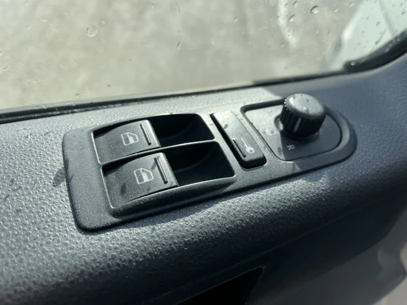 VW Transporter 1.9TDI102ксКЛИМА, LONG, снимка 9 - Бусове и автобуси - 52971770