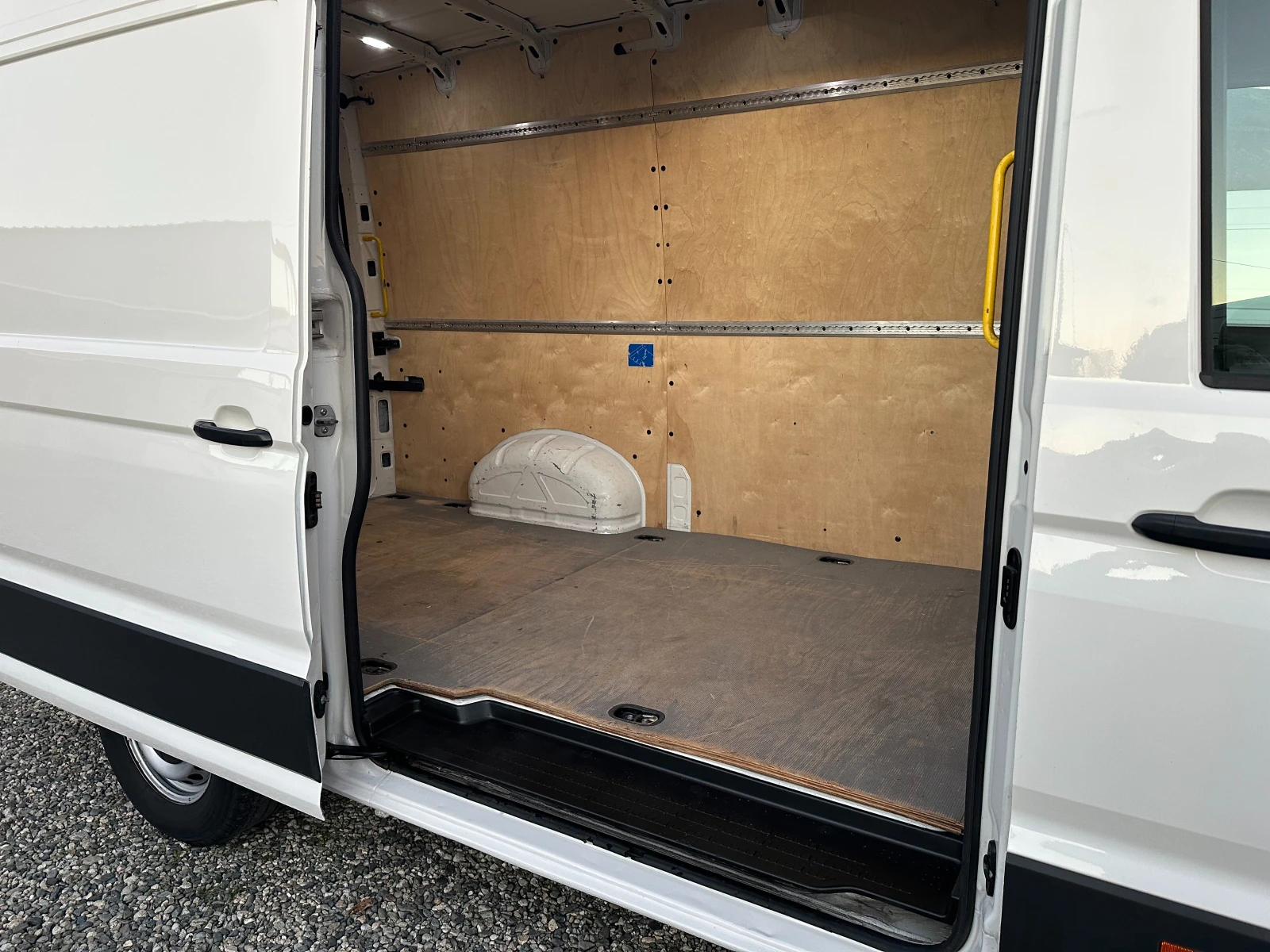 VW Crafter klimatronik/navi/full - изображение 10