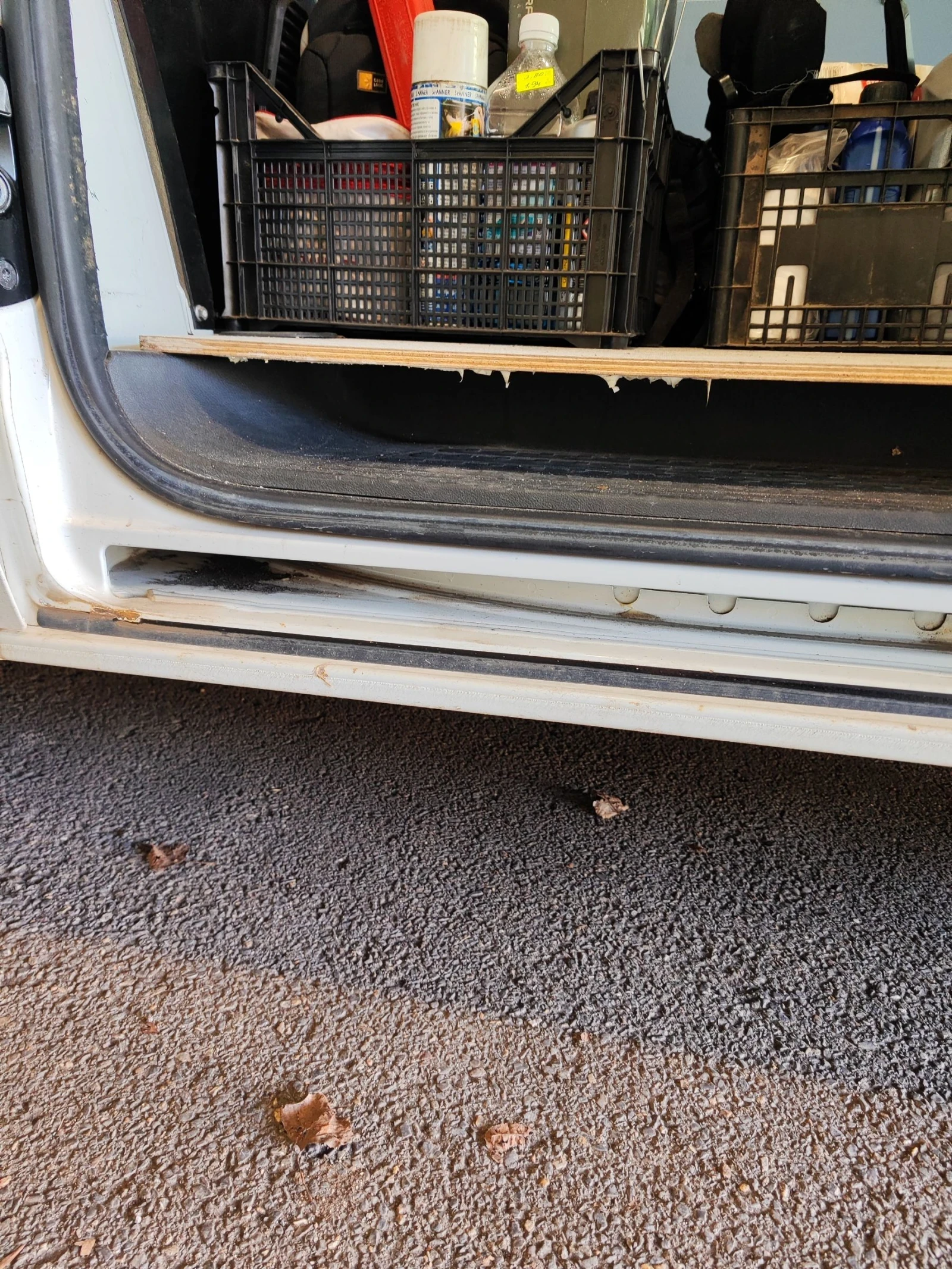 VW Transporter Товарен Т5, снимка 16 - Бусове и автобуси - 53772378