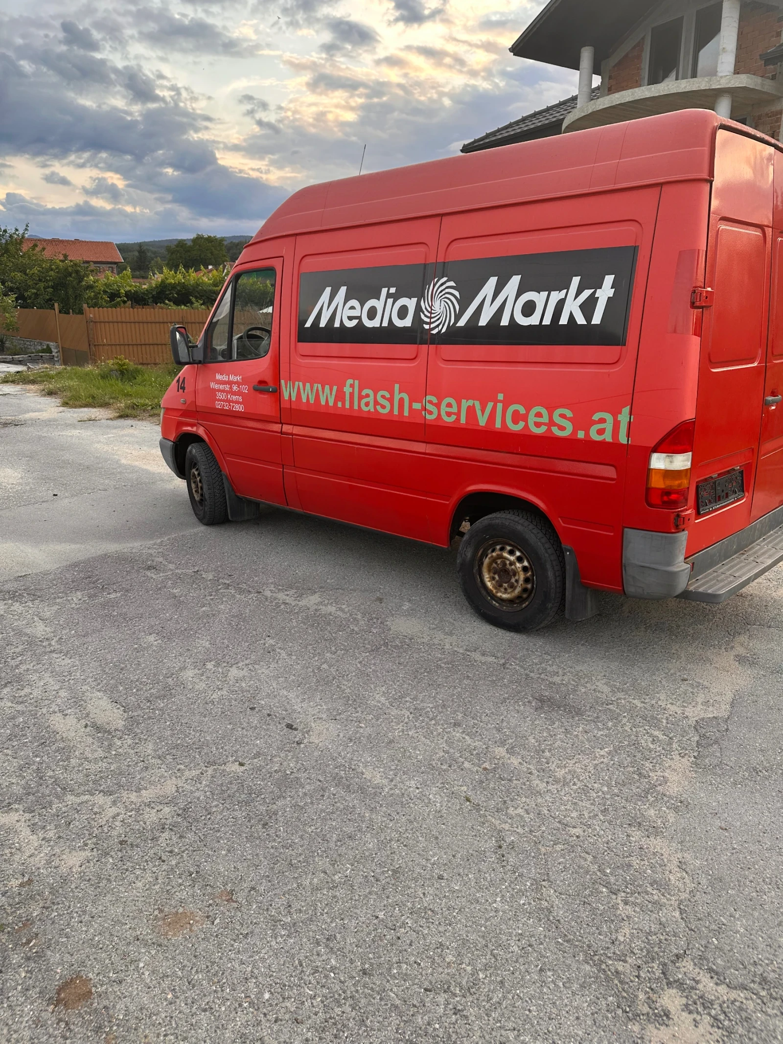 Mercedes-Benz Sprinter 211 2.2, снимка 4 - Бусове и автобуси - 55196515