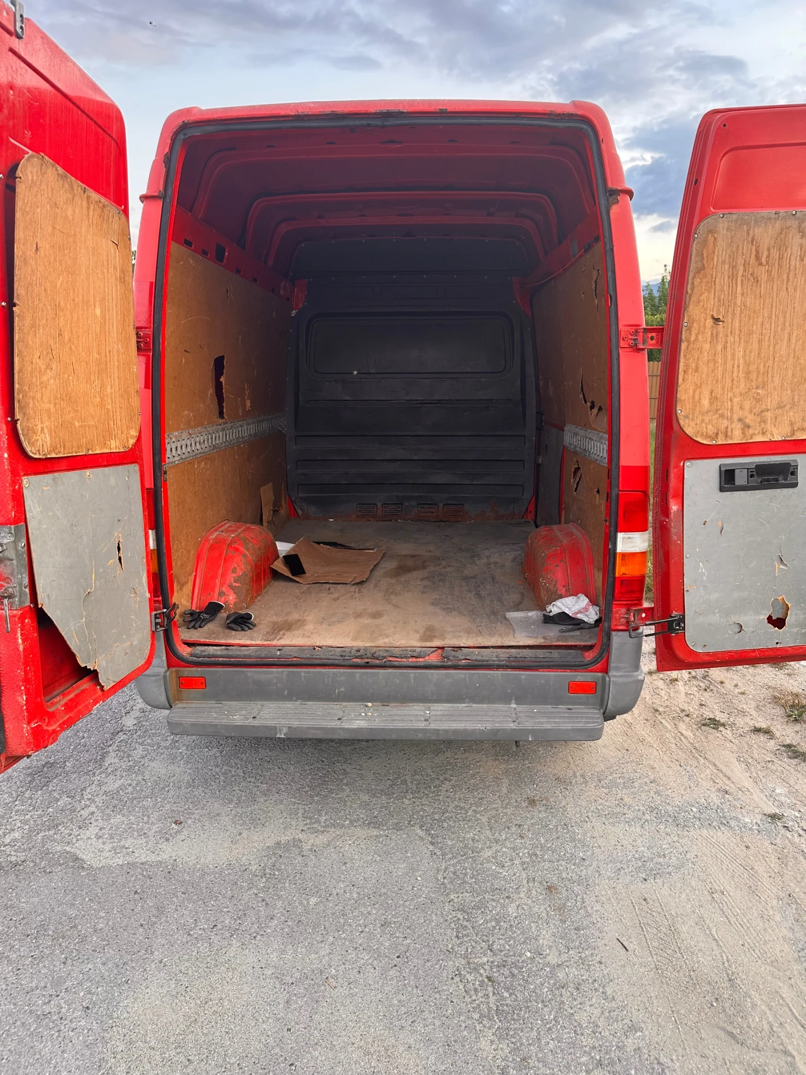 Mercedes-Benz Sprinter 211 2.2, снимка 6 - Бусове и автобуси - 55196515