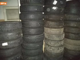 Гуми Зимни 215/60R17, снимка 1