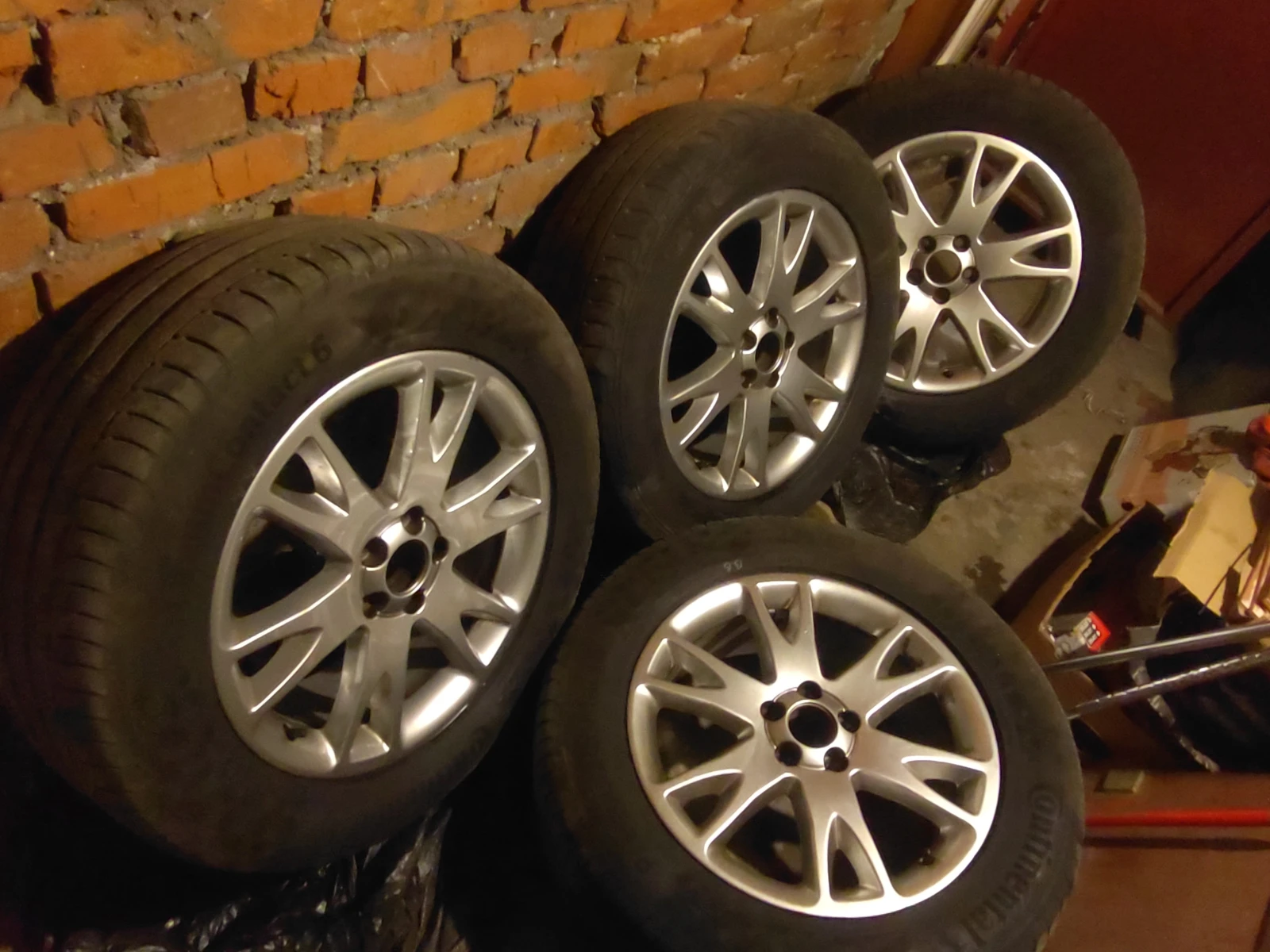 Гуми с джанти Continental 235/60R18, снимка 5 - Гуми и джанти - 54495503