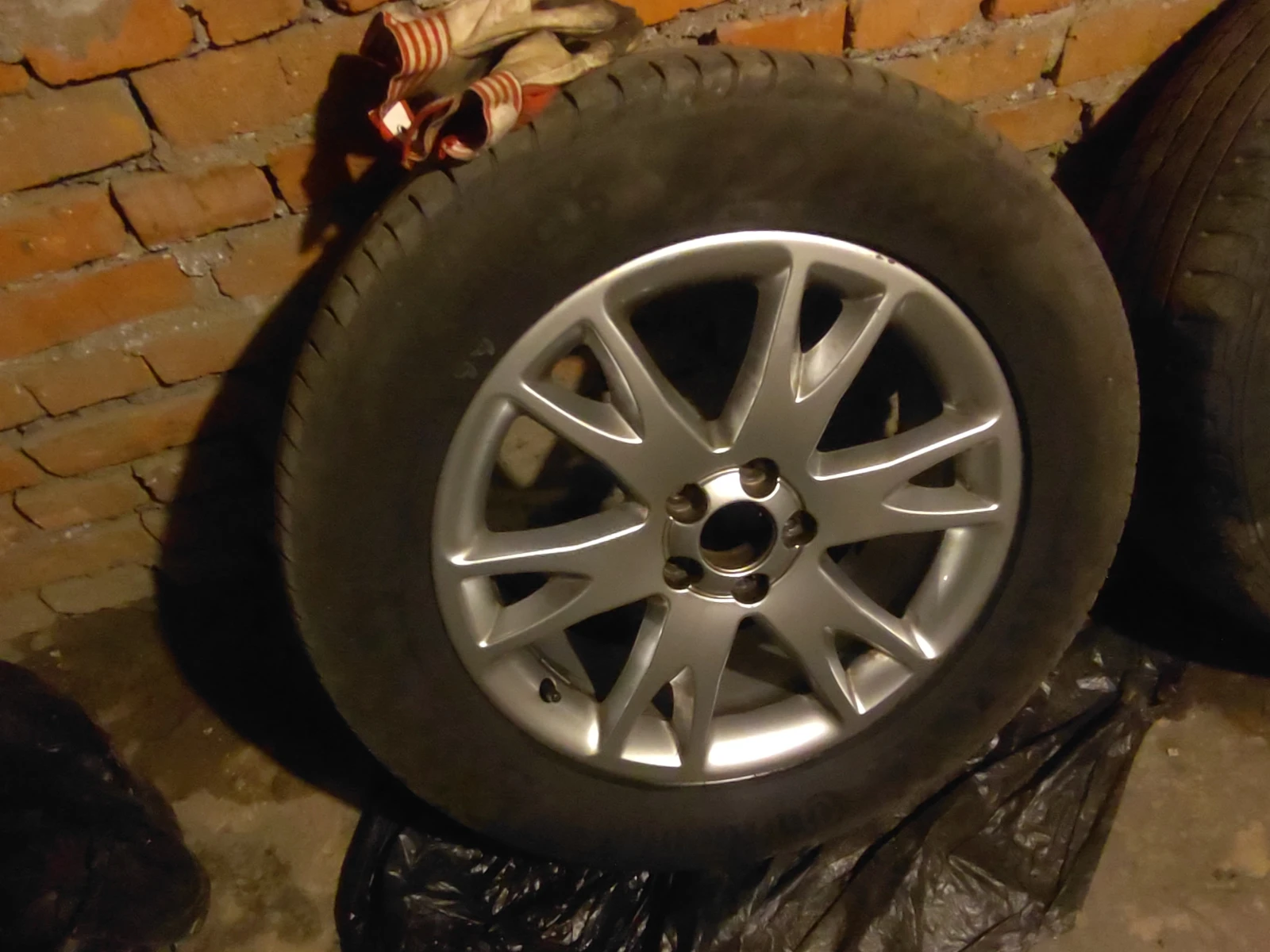 Гуми с джанти Continental 235/60R18, снимка 3 - Гуми и джанти - 54495503