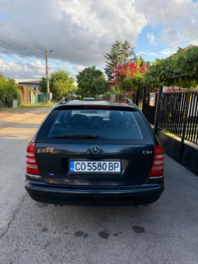 Mercedes-Benz C 220, снимка 4
