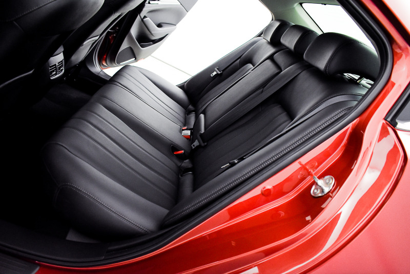 Mazda 6 цена с ДДС , Гаранция 1 година, снимка 7 - Автомобили и джипове - 46421520