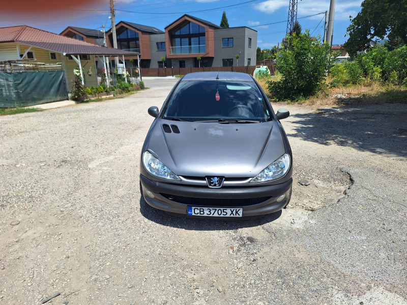 Peugeot 206, снимка 1 - Автомобили и джипове - 46743365