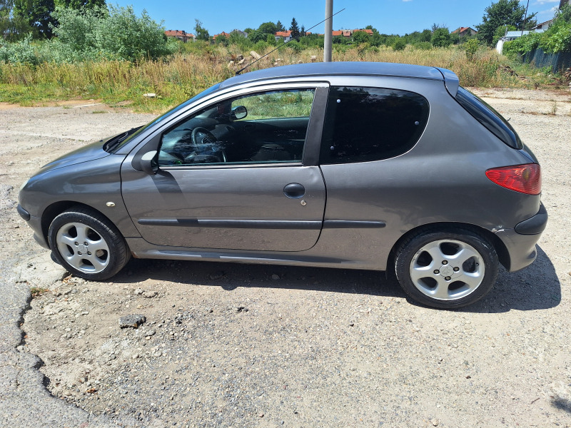 Peugeot 206, снимка 4 - Автомобили и джипове - 46743365