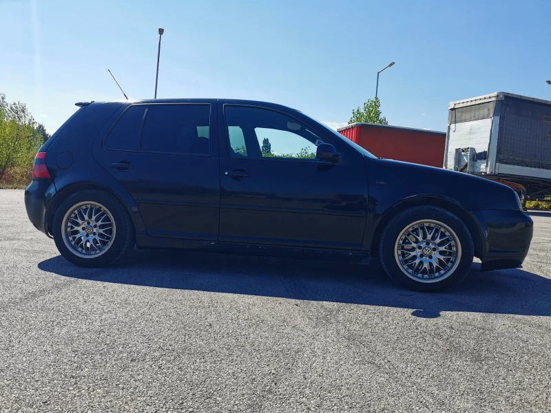 VW Golf 1.8T, снимка 7 - Автомобили и джипове - 47237157