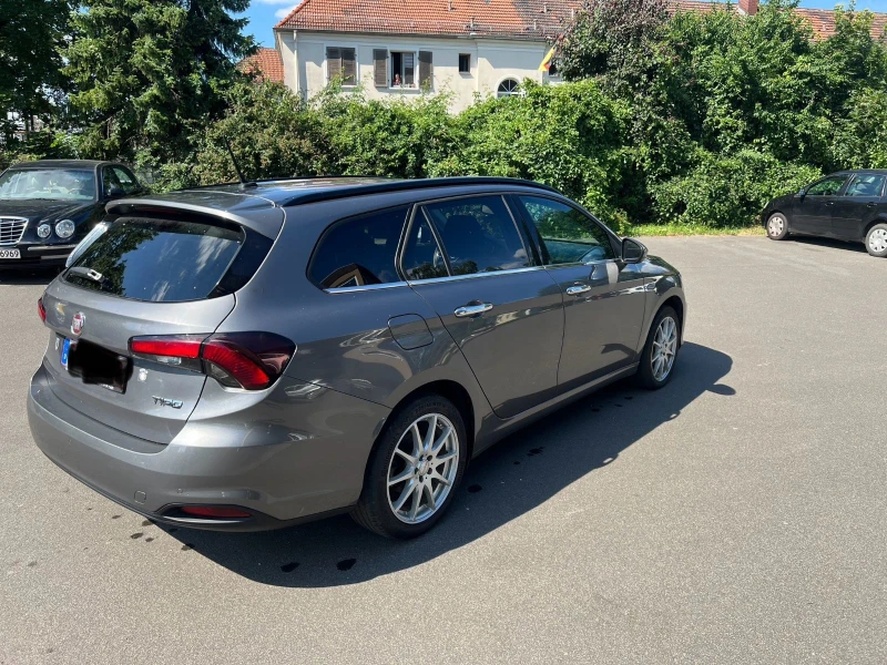 Fiat Tipo 1.6 Mjet, снимка 4 - Автомобили и джипове - 47442736